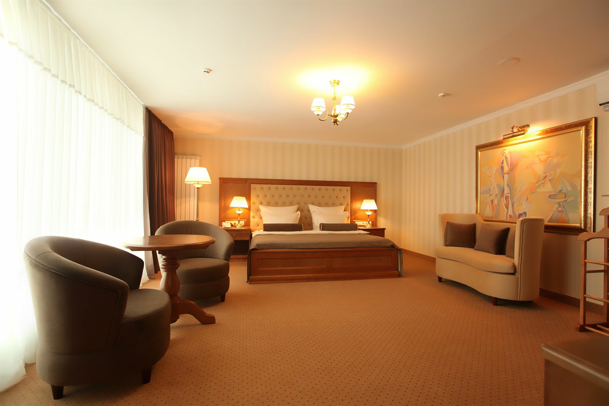 Nadiya Hotel Ivano-Frankivsk Eksteriør bilde