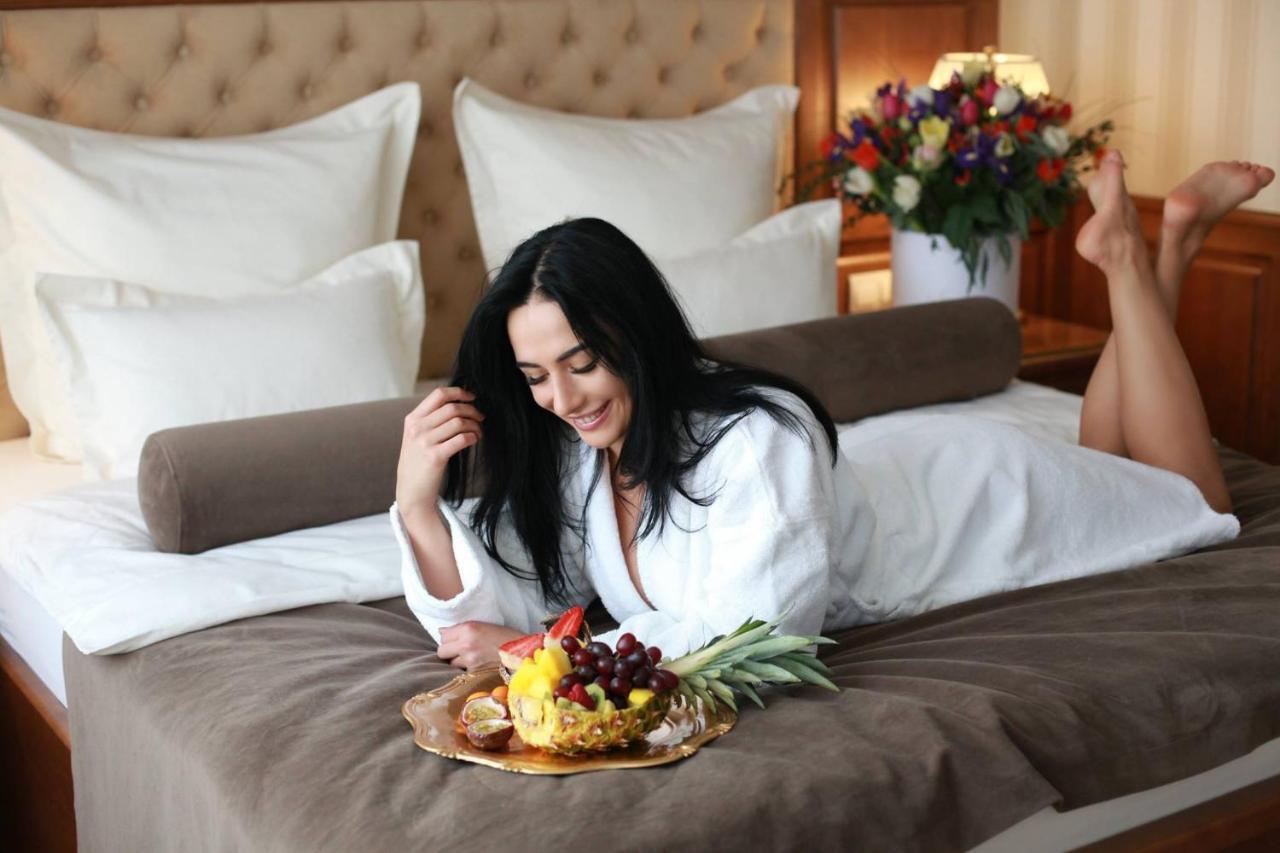 Nadiya Hotel Ivano-Frankivsk Eksteriør bilde